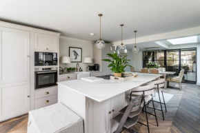 Luxurious Townhouse In Chichester.